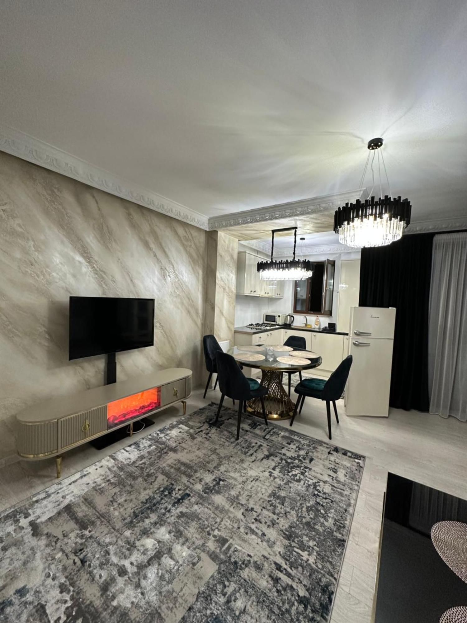 Apartament Simoni Ploiesti Exterior photo